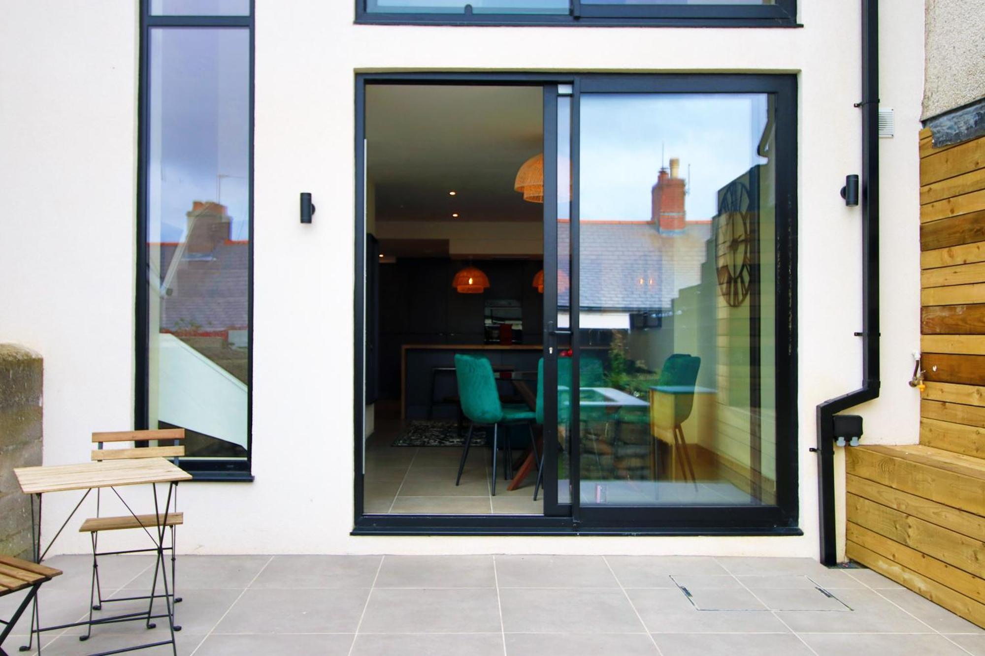 Luxury 4 Bedroom 4 Ensuite Home In Penarth Cardiff Ngoại thất bức ảnh